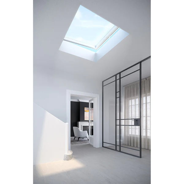 Skylux platdakraam iWindow2 complete set - opengaande uitvoering met PVC-opstand 20/00 EP - LED - insectengaas en regensensor 1000 x 3000 mm