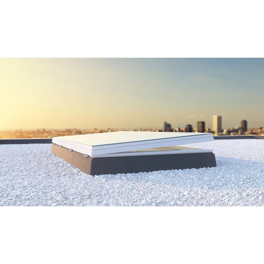 Skylux platdakraam iWindow2 complete set - opengaande uitvoering met PVC-opstand 20/00 EP - verduisteringsgordijn 1000 x 3000 mm