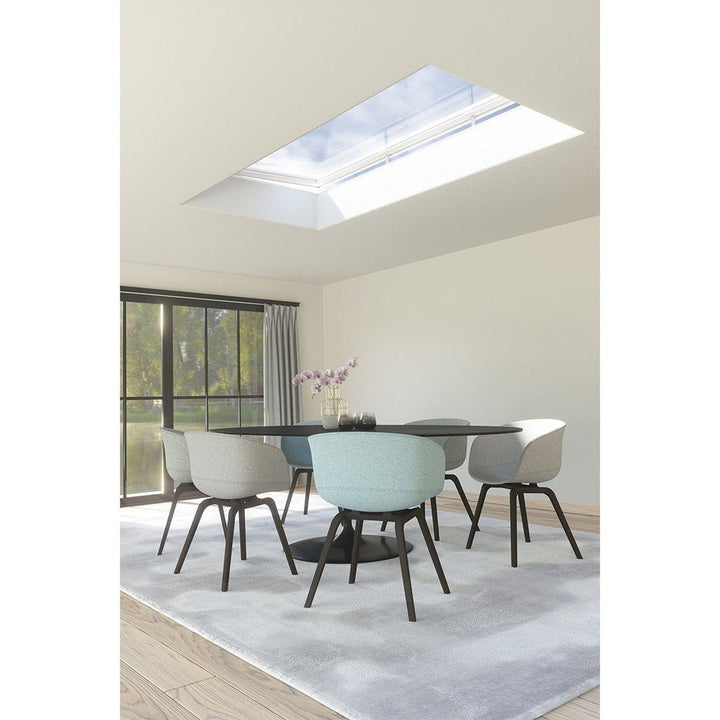 Skylux platdakraam iWindow2 complete set - opengaande uitvoering opaal met pvc-opstand 20/00 EP - verduisteringsgordijn 0900 x 1500 mm